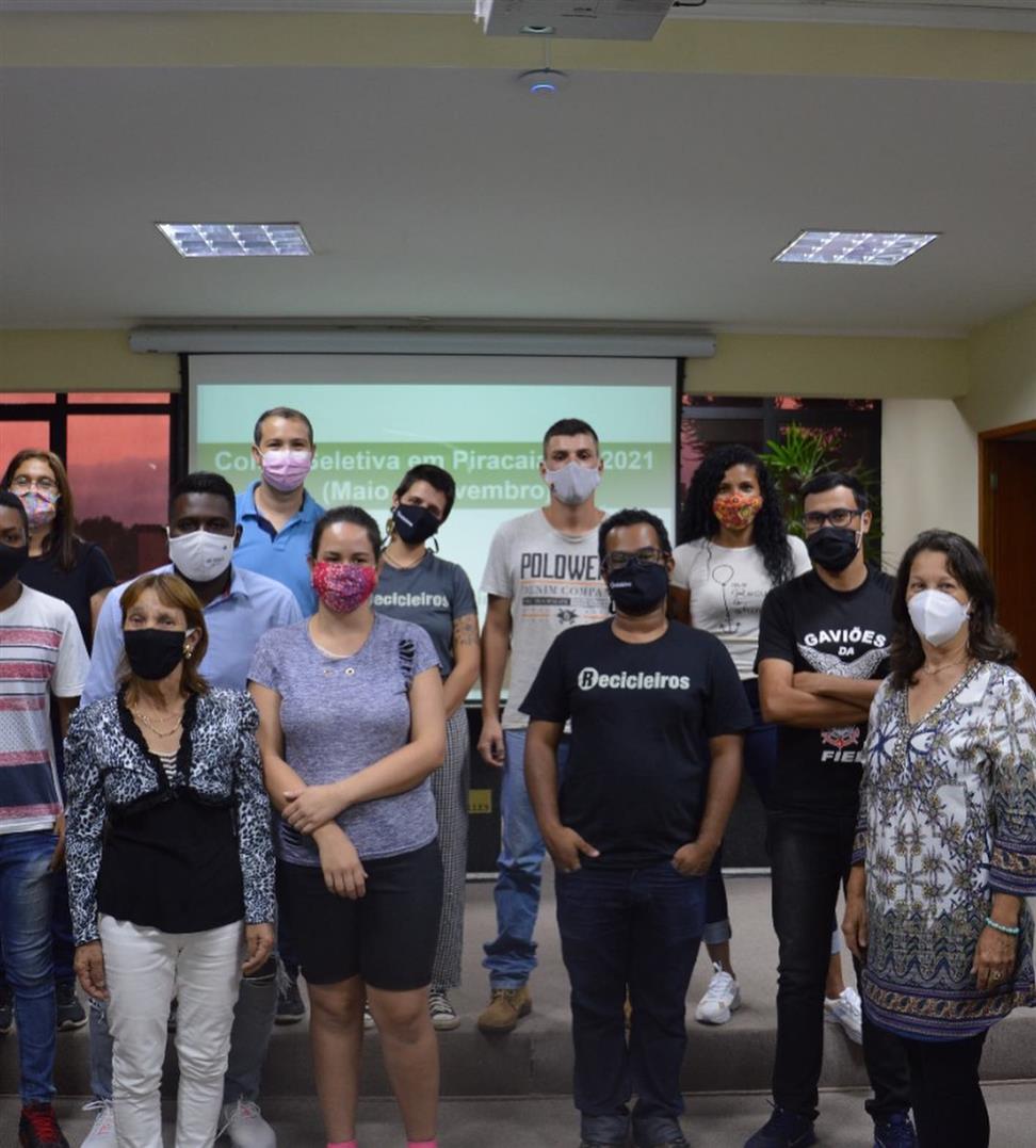 Reunião de prestação de contas da Recicla Piracaia Cooperativa