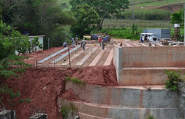 Obras da ponte da Vila Romite continuam a todo vapor