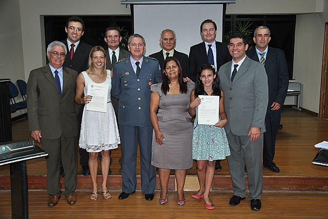 Esportistas piracaienses são homenageadas na Câmara