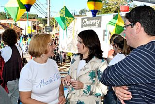 13 de Junho: autoridades prestigiam desfile cívico