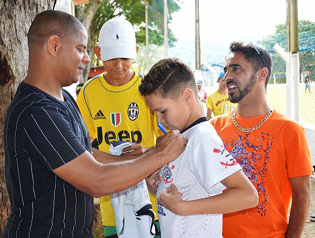 Campo do Atlético em Piracaia realiza o“Jogo da Solidariedade”